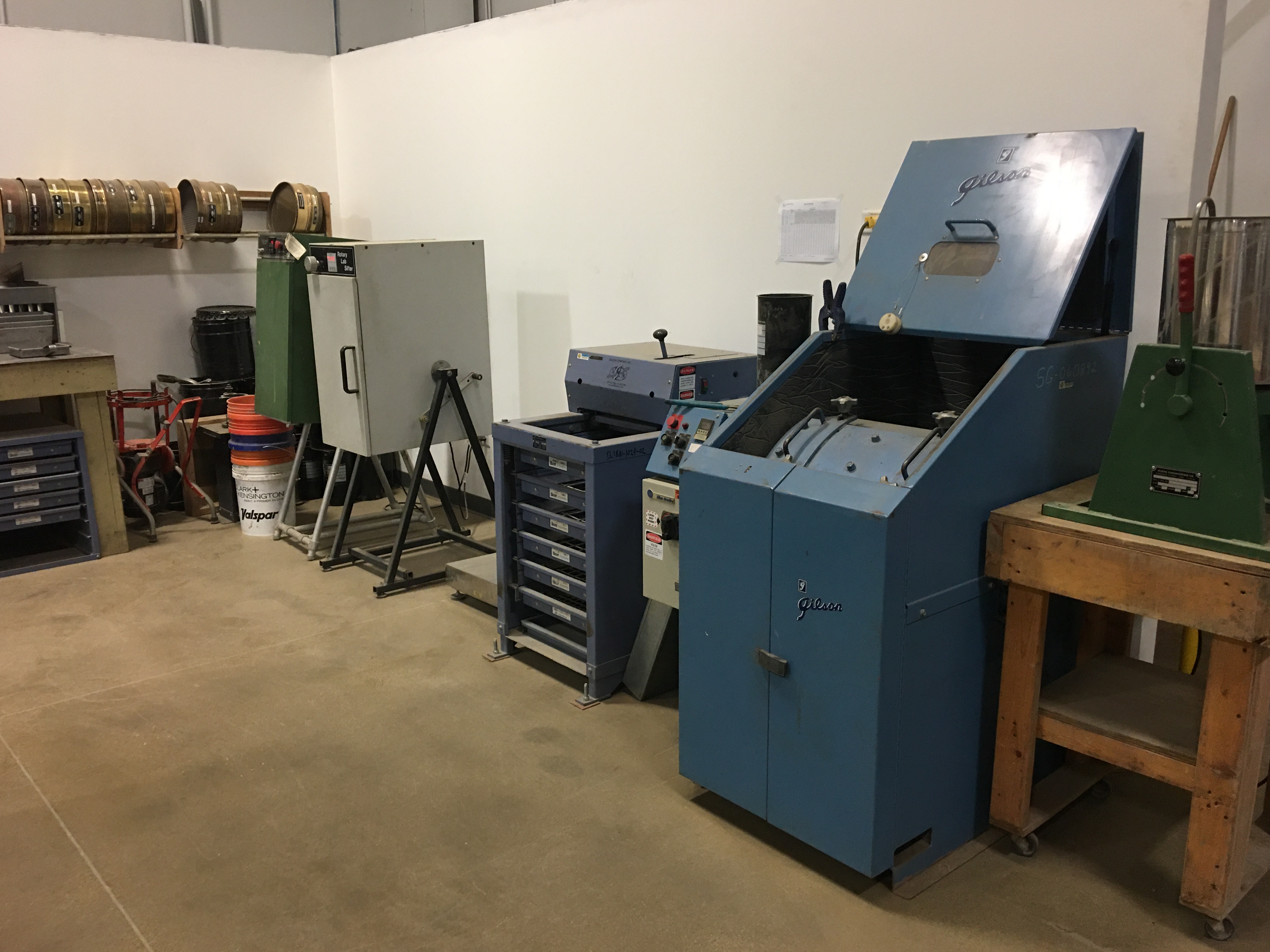 Asphalt pavement materials testing